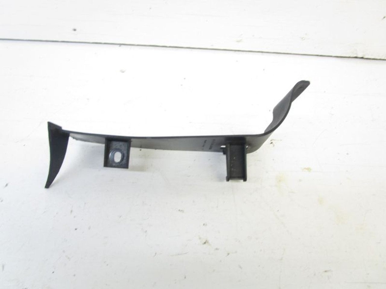 1986-1987 Kawasaki ZX 1000 GPZ Lower Cowling Cover 14024